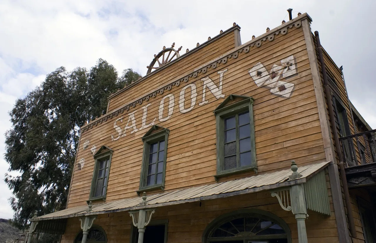 Saloon no estilo do Velho Oeste